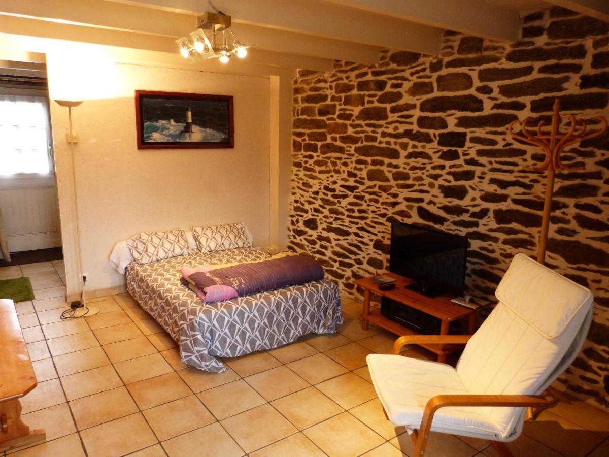 Ferienhaus De Caractere Lopérec